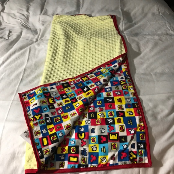 Mickey’s Handcrafted Throw - Picture 2 of 6